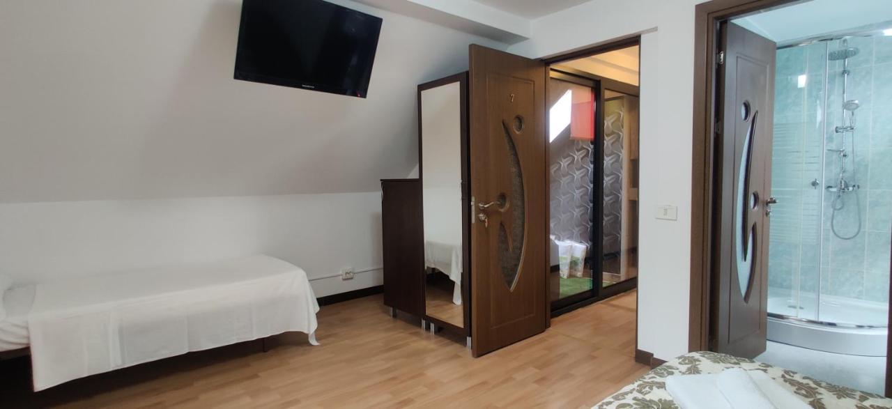 Vila Deal Négyfalu Kültér fotó