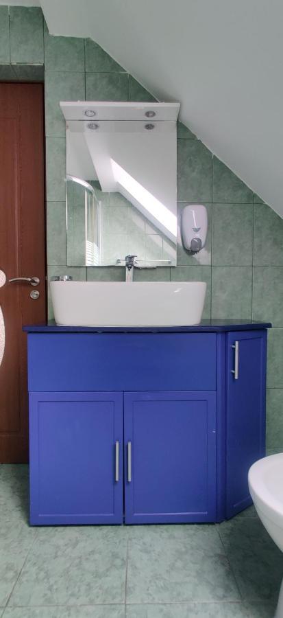 Vila Deal Négyfalu Kültér fotó